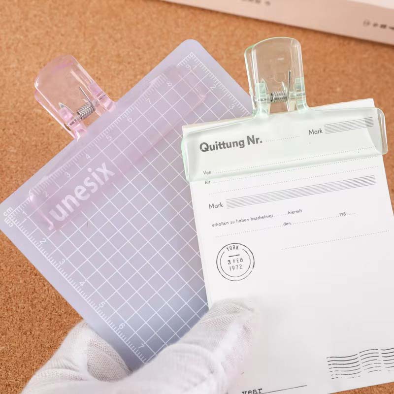 Clip acrílico transparente para encuadernación de amor