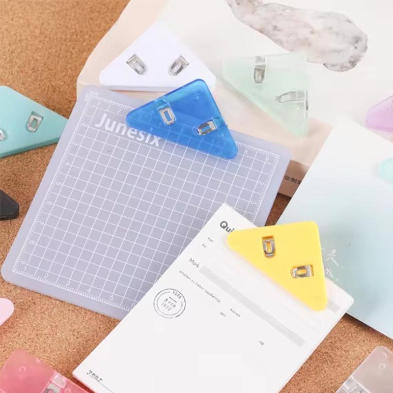 Clips de encuadernación acrílicos de colores con patrón alfabético Suministro de papelería transparente